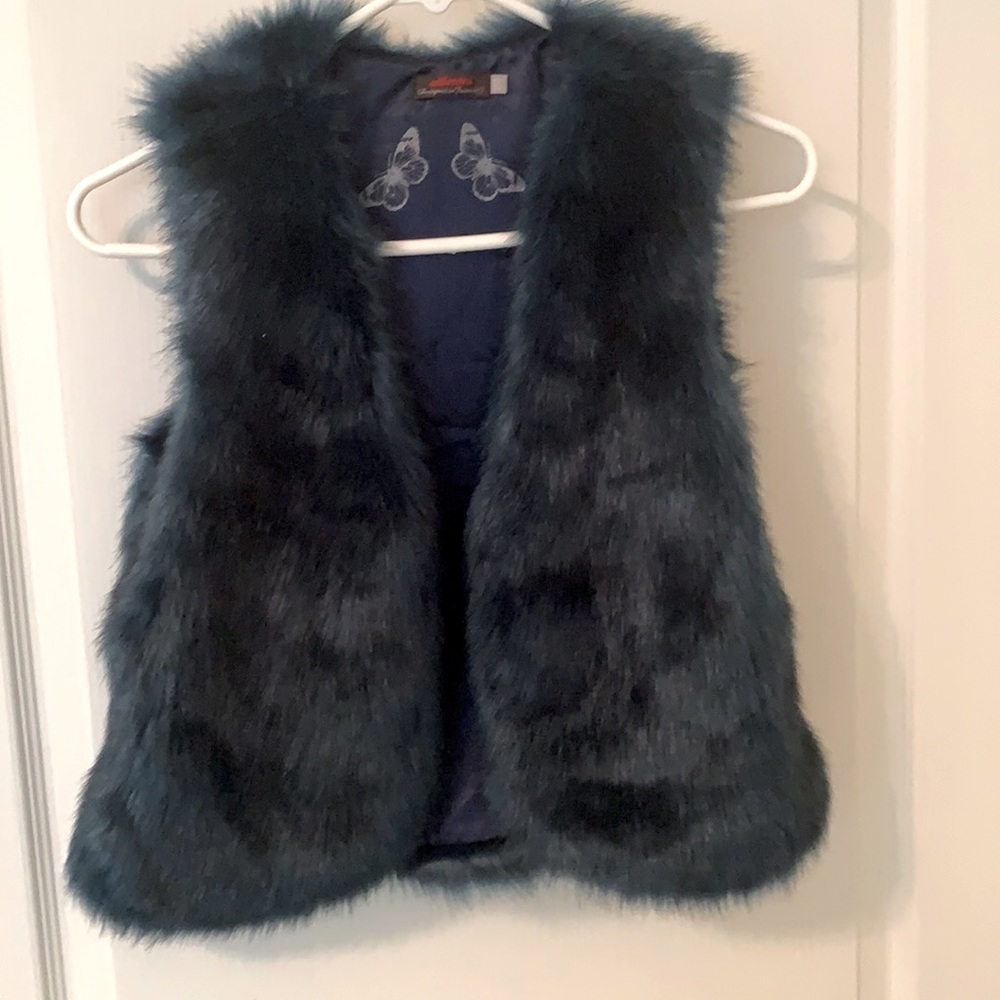New Catimini size 12 faux fur vest